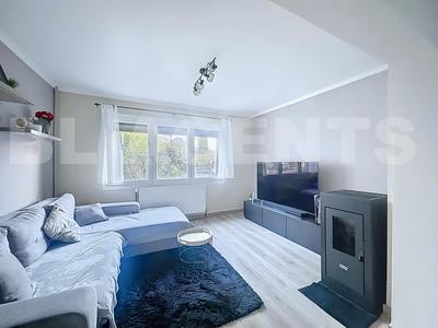 Maison jumelée - 69 m² - 5 pièces