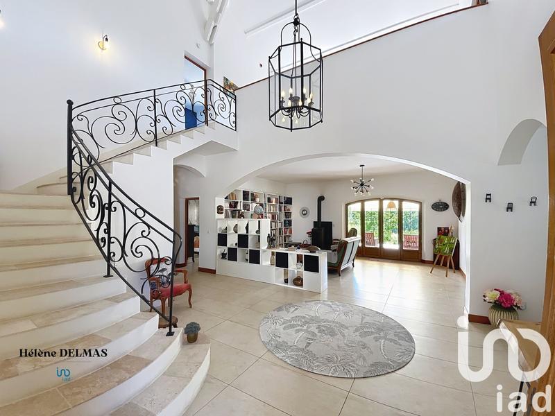 Maison de maîtres - 520 m² - 8 pièces