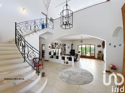 Maison de maîtres - 520 m² - 8 pièces