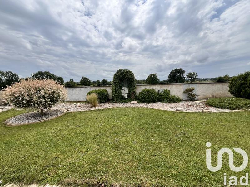 Maison - 270 m² - 10 pièces