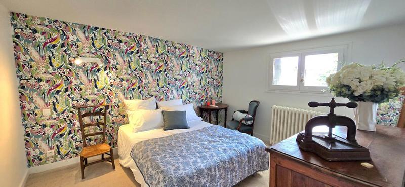 Maison - 180 m² - 9 pièces