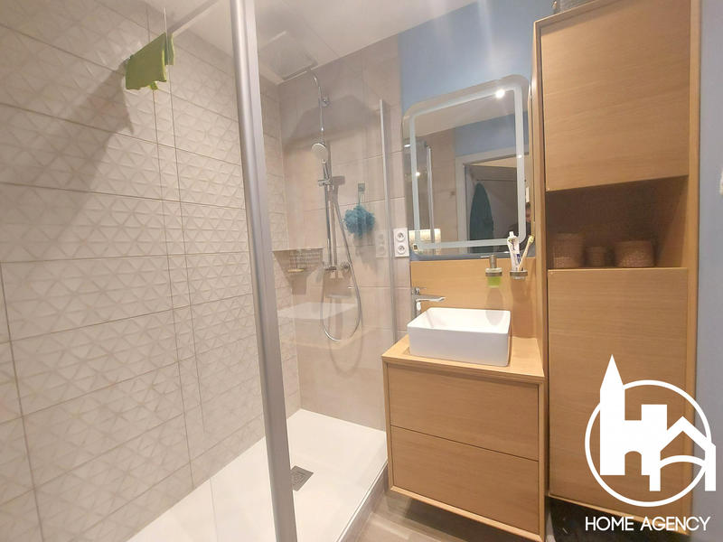 Appartement - 60 m² - 3 pièces