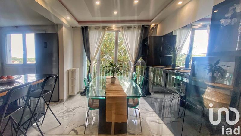 Appartement - 83 m² - 4 pièces