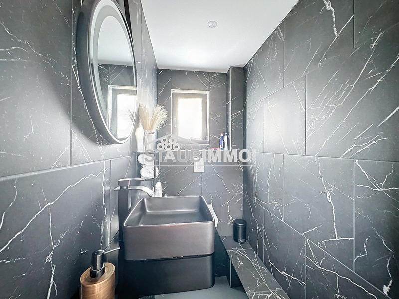 Maison - 165 m² - 6 pièces