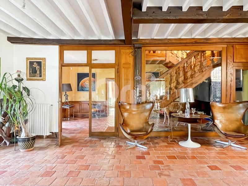 Propriété - 503 m² - 10 pièces