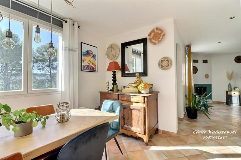 Maison - 122 m² - 5 pièces