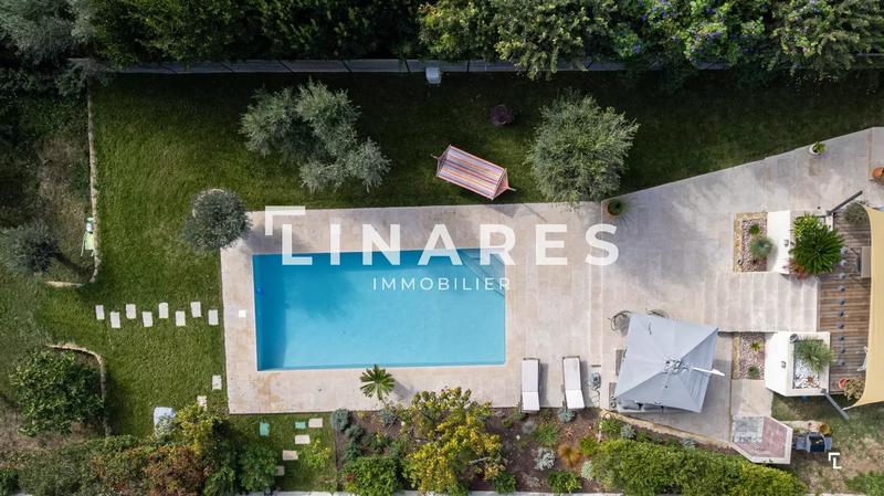 Maison - 127 m² - 5 pièces