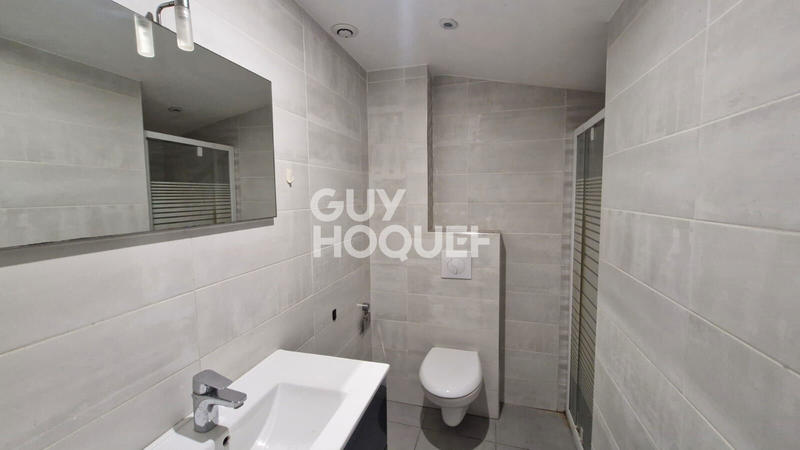 Maison - 80 m² - 5 pièces