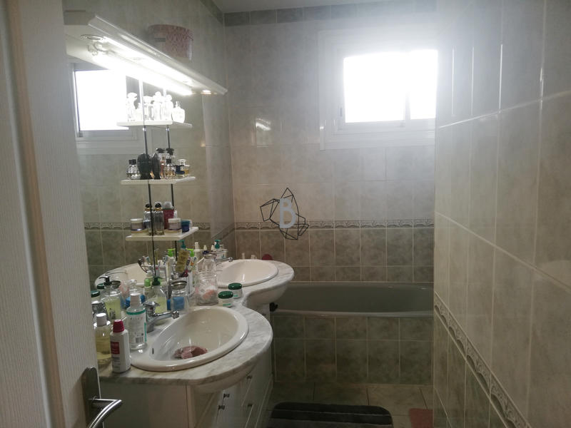 Maison - 127 m² - 6 pièces