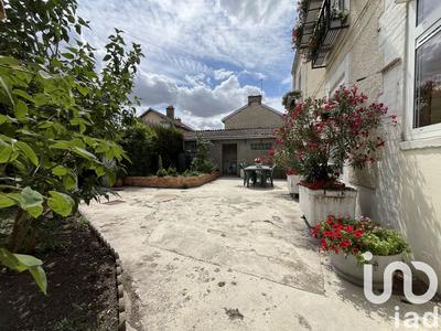 Maison - 111 m² - 4 pièces