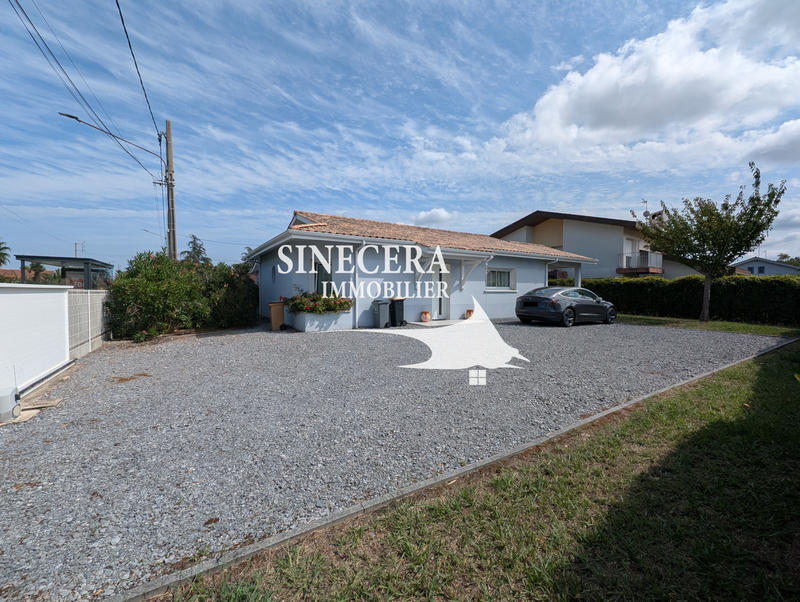 Local commercial - 88 m² - 3 pièces