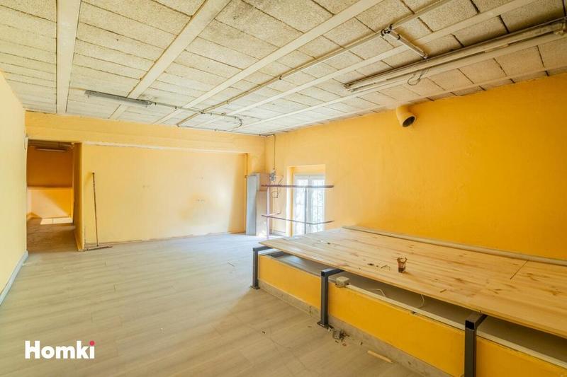 Divers - 300 m² - 6 pièces