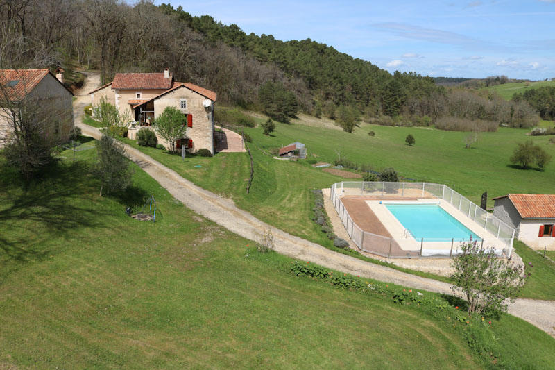 Propriété - 538 m² - 24 pièces