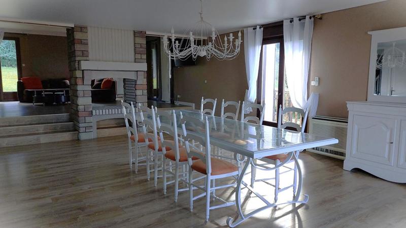 Maison - 228 m² - 6 pièces