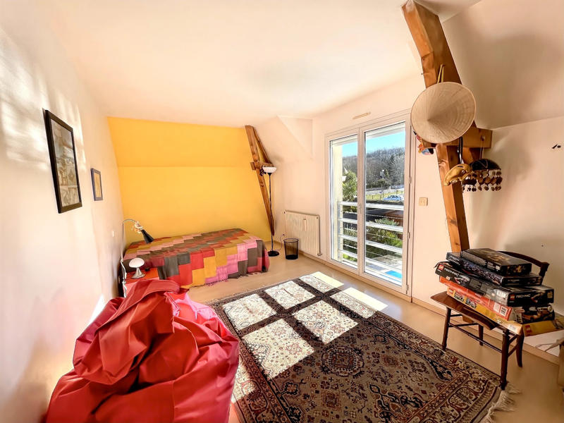 Maison - 197 m² - 8 pièces