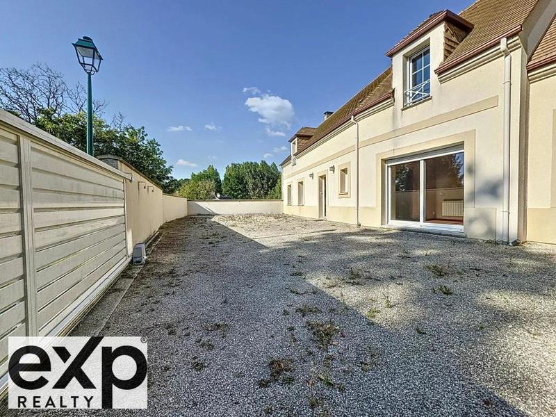 Maison - 160 m² - 5 pièces