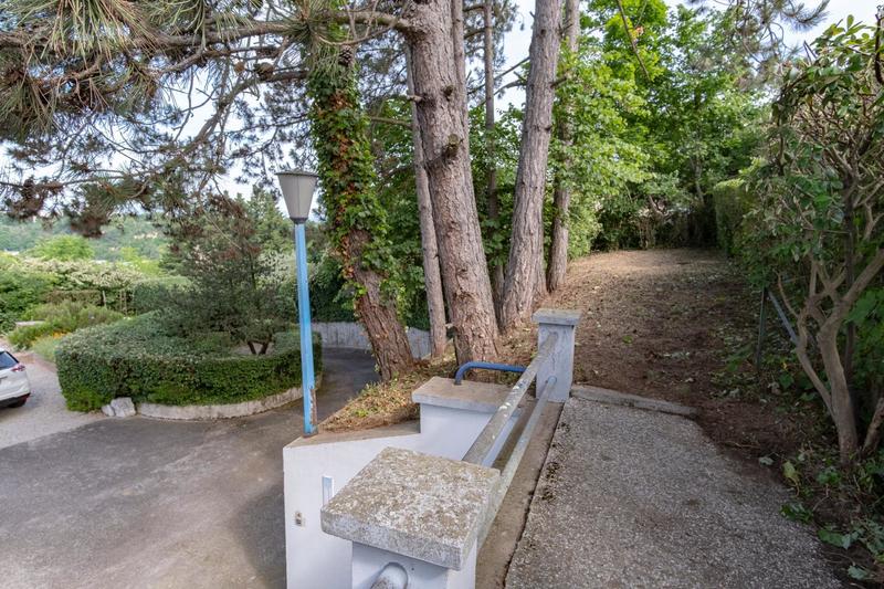 Maison - 213 m² - 6 pièces