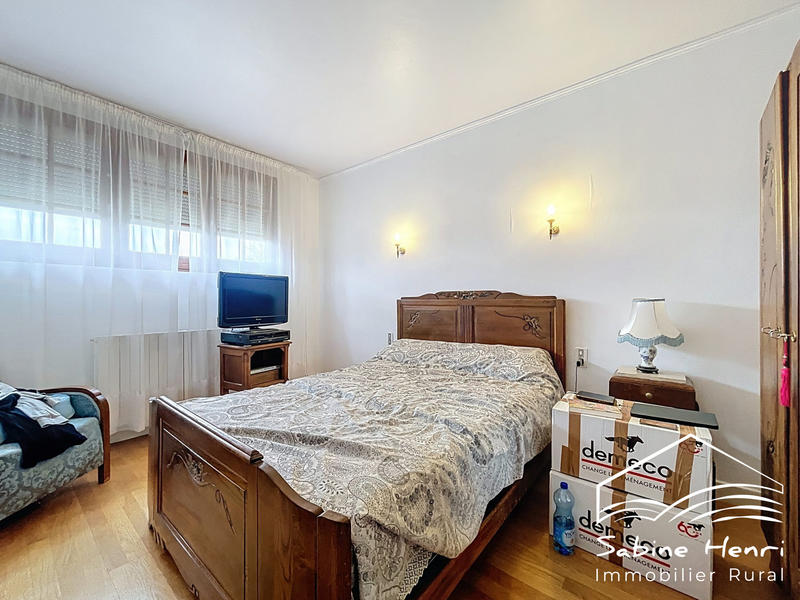 Villa - 185 m² - 9 pièces