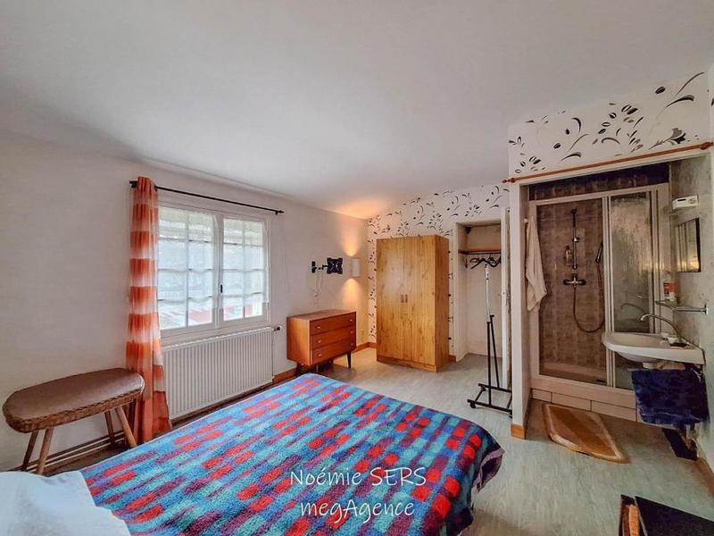 Maison - 295 m² - 15 pièces