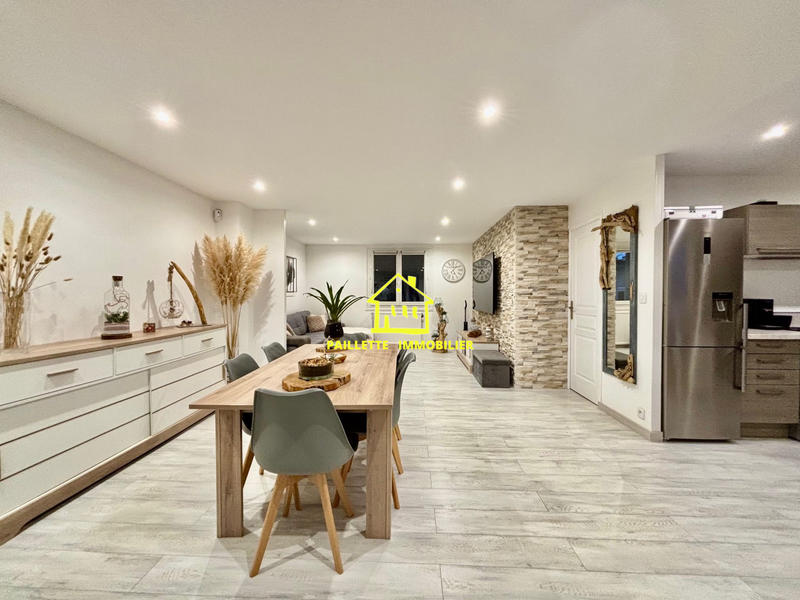 Maison - 92 m² - 4 pièces