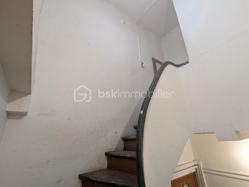 Immeuble - 130 m² - 6 pièces