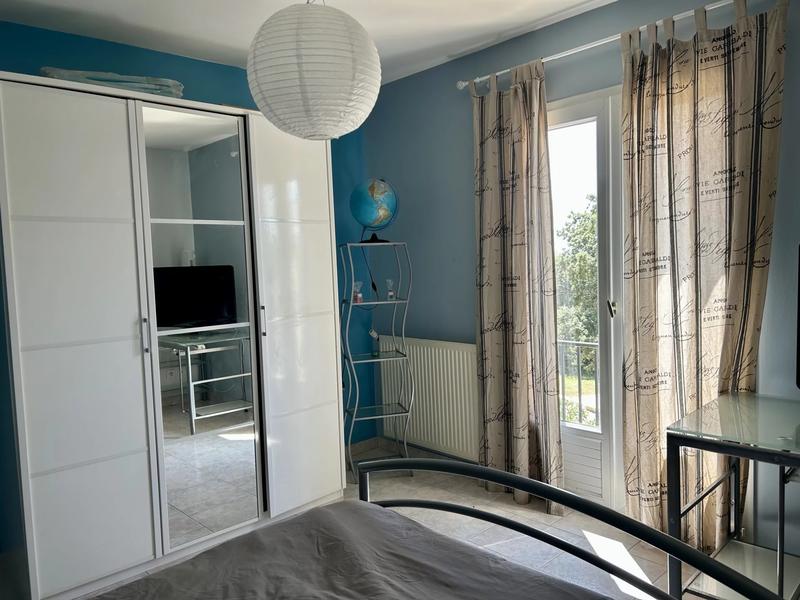 Maison - 230 m² - 5 pièces