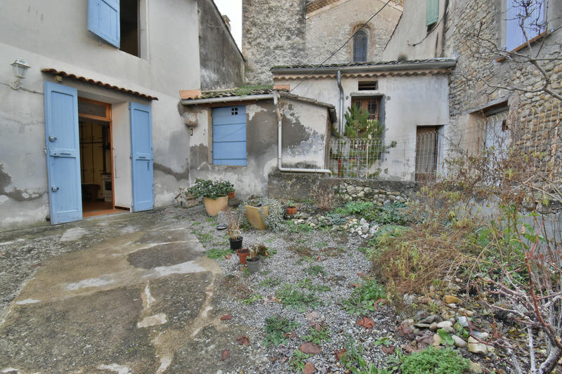 Maison de village - 250 m² - 8 pièces