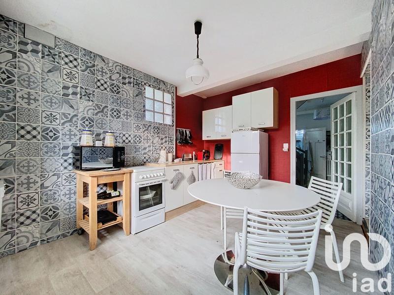 Maison - 161 m² - 8 pièces