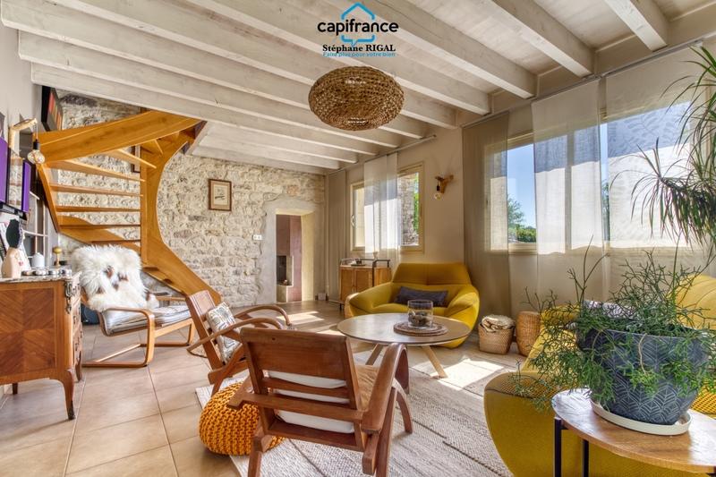 Propriété - 152 m² - 6 pièces