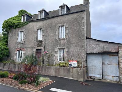 Maison - 174 m² - 5 pièces