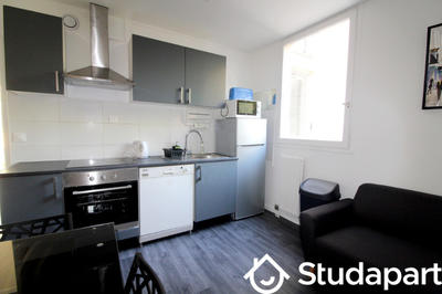 Chambre - 11 m² - 1 pièce