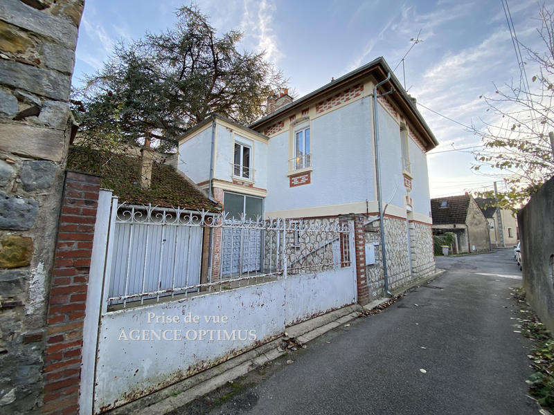 Maison - 101 m² - 5 pièces