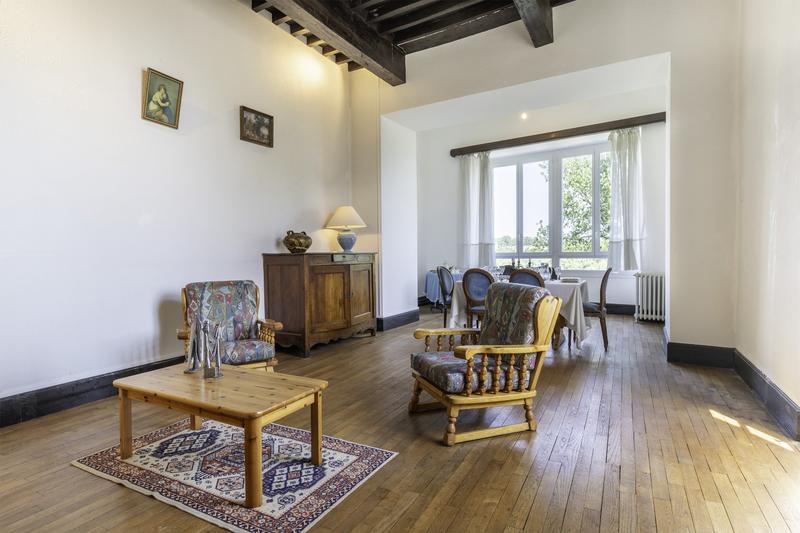 Maison - 427 m² - 15 pièces