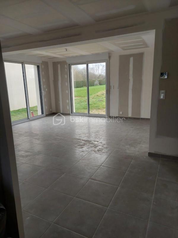 Maison traditionnelle - 123 m² - 6 pièces