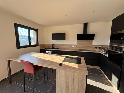 Maison - 113 m² - 4 pièces