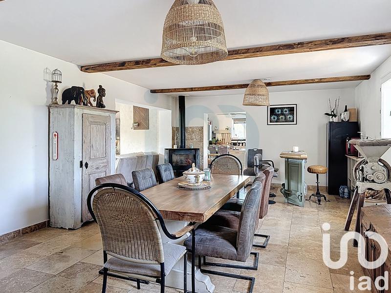 Maison - 250 m² - 10 pièces