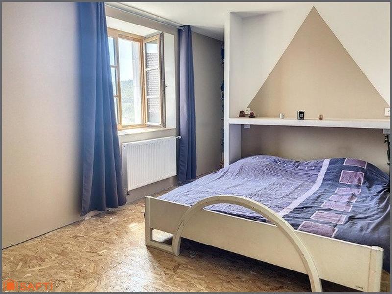 Maison - 250 m² - 7 pièces