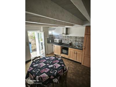 Maison de ville - 75 m² - 4 pièces