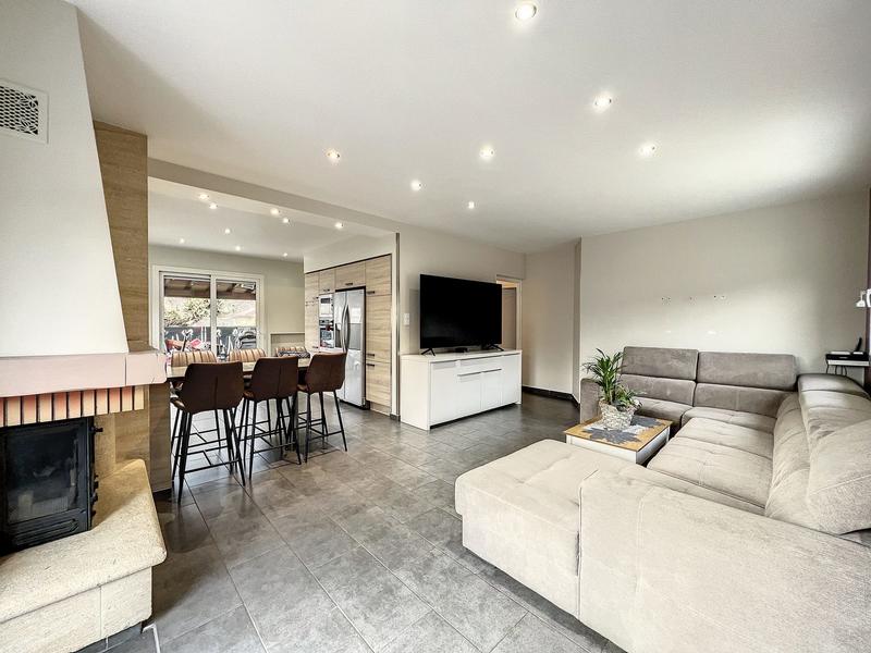 Maison - 147 m² - 6 pièces