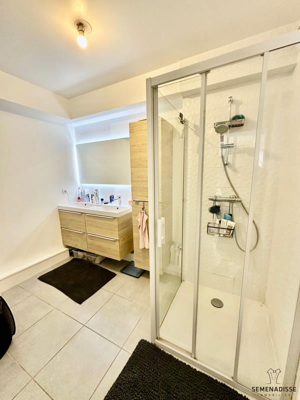 Appartement - 61 m² - 3 pièces