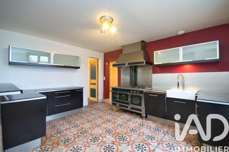 Maison - 212 m² - 5 pièces