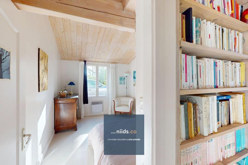 Maison - 214 m² - 7 pièces