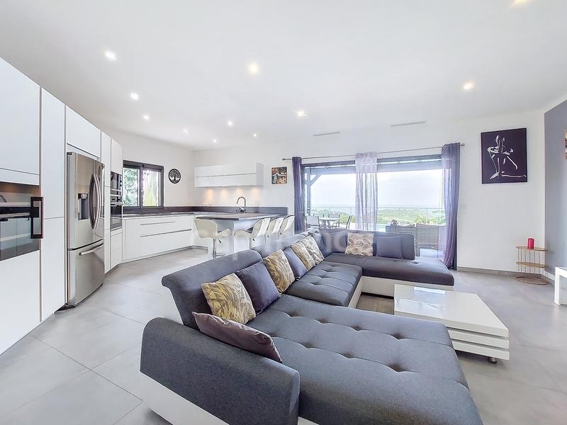 Villa - 128 m² - 4 pièces