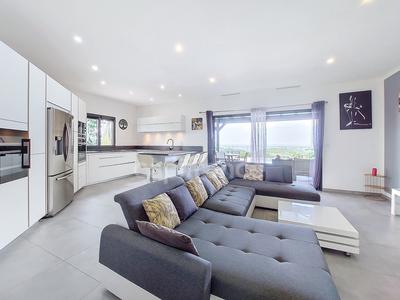 Villa - 128 m² - 4 pièces