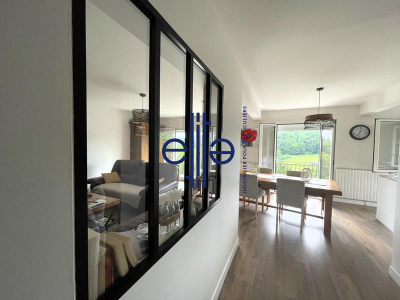 Maison - 143 m² - 6 pièces