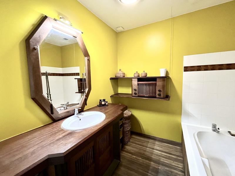 Villa - 198 m² - 7 pièces