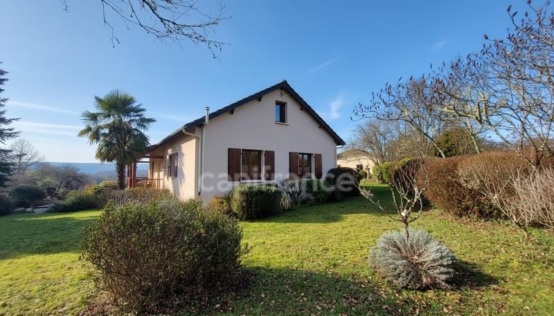 Maison - 151 m² - 6 pièces