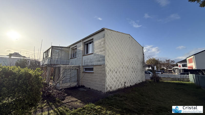 Maison - 104 m² - 5 pièces