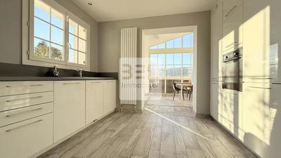 Villa - 171 m² - 6 pièces