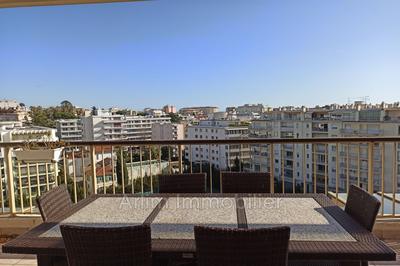 Appartement - 112 m² - 4 pièces